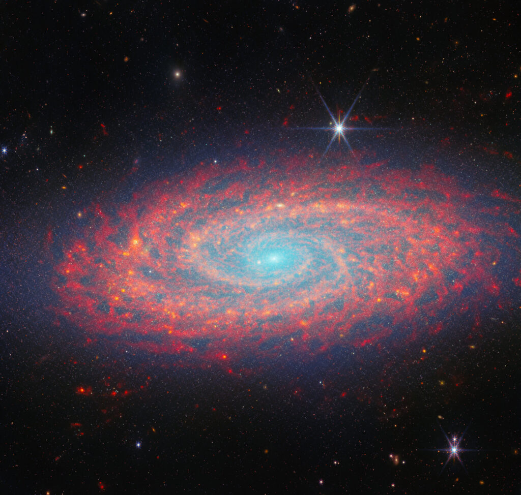 Tracing spiral arms in infrared